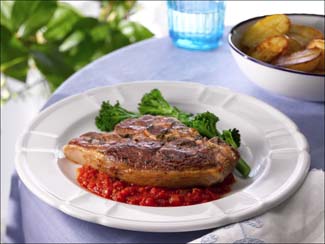 Lamb Chops with Tomato and Smoked Paprika Sauce